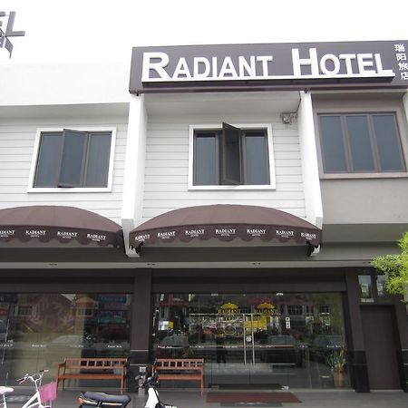 Radiant Hotel Sitiawan Exteriér fotografie