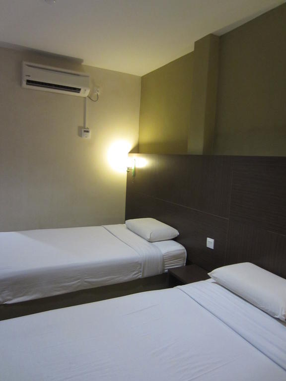 Radiant Hotel Sitiawan Pokoj fotografie
